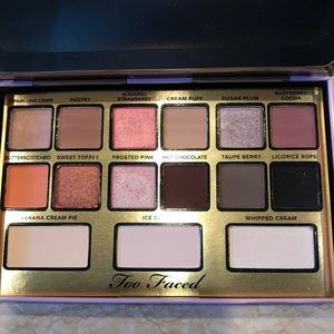 SOLD- Too Faced I want Kandee Palette